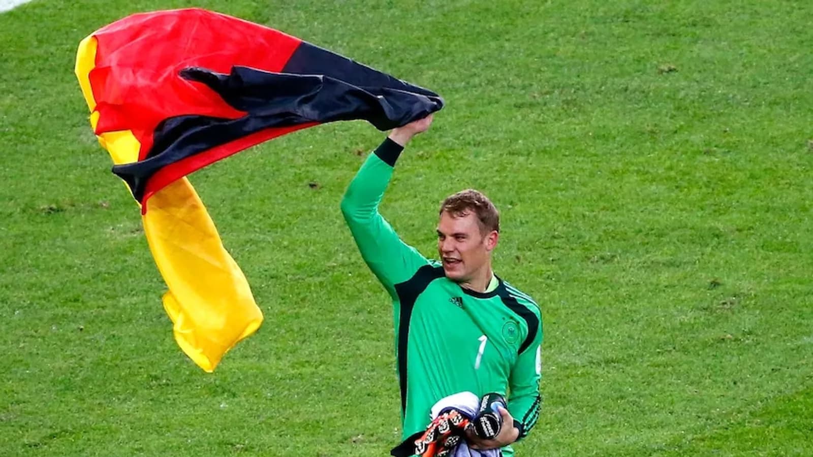 Manuel Neuer az elsőszámú kapus