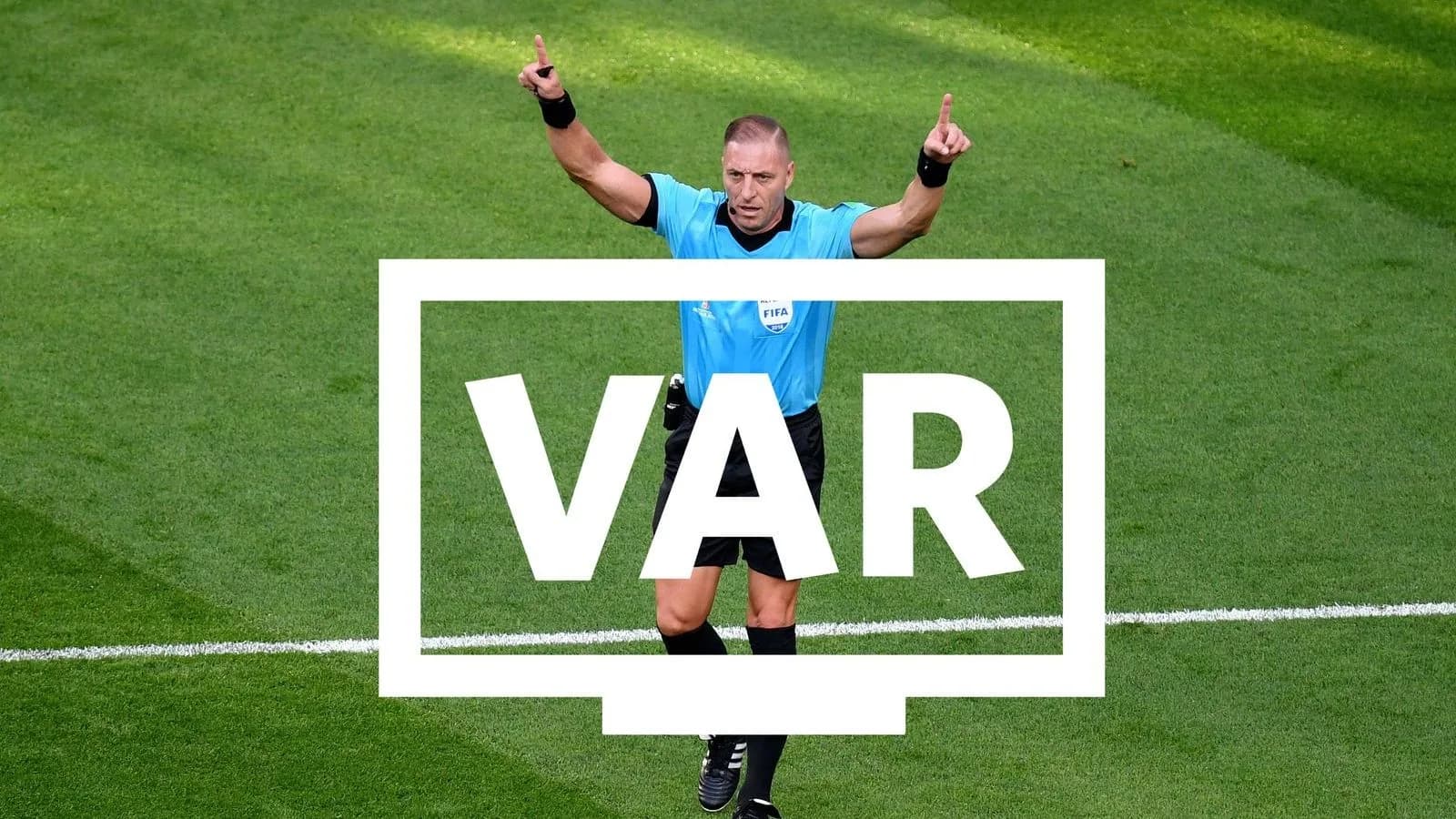 Miért tűnik jobbnak a VAR a világbajnokságon, mint a Premier League-ben?