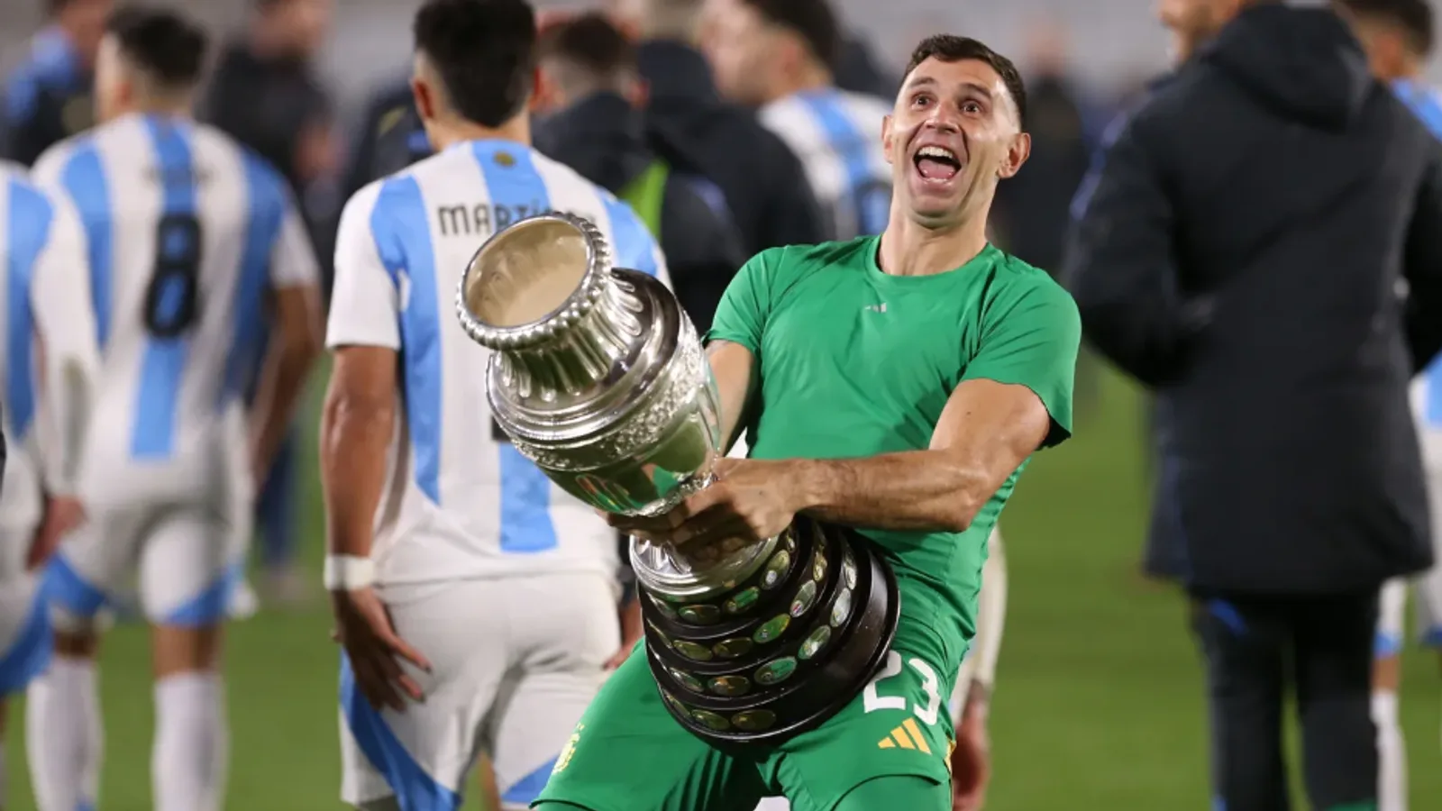 Világbajnok kapus a Juventus célkeresztjében